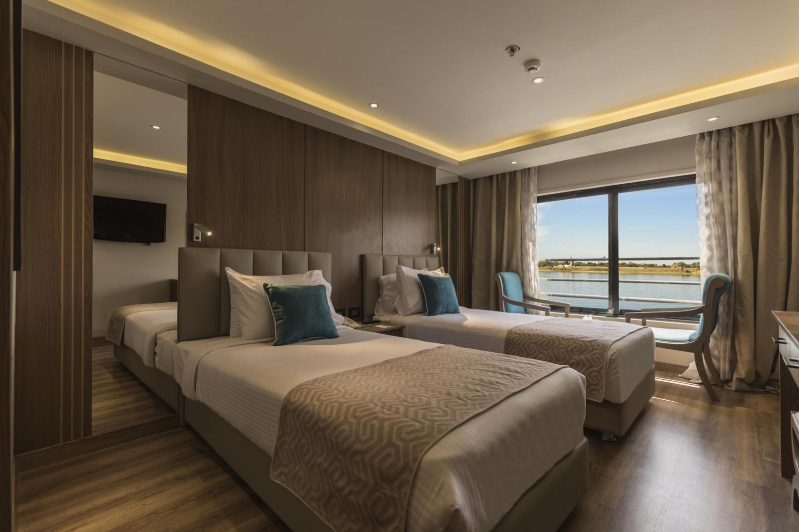 1. Standard Cabin Twin