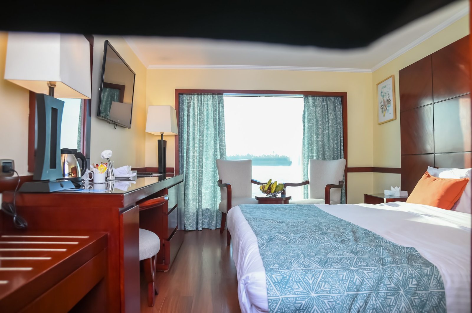 stadard-kng2-2048x1361