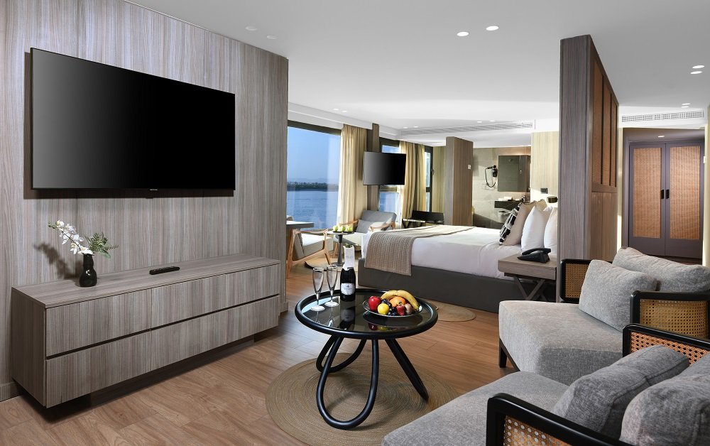 316180_Royal_suite_1_-_Copy