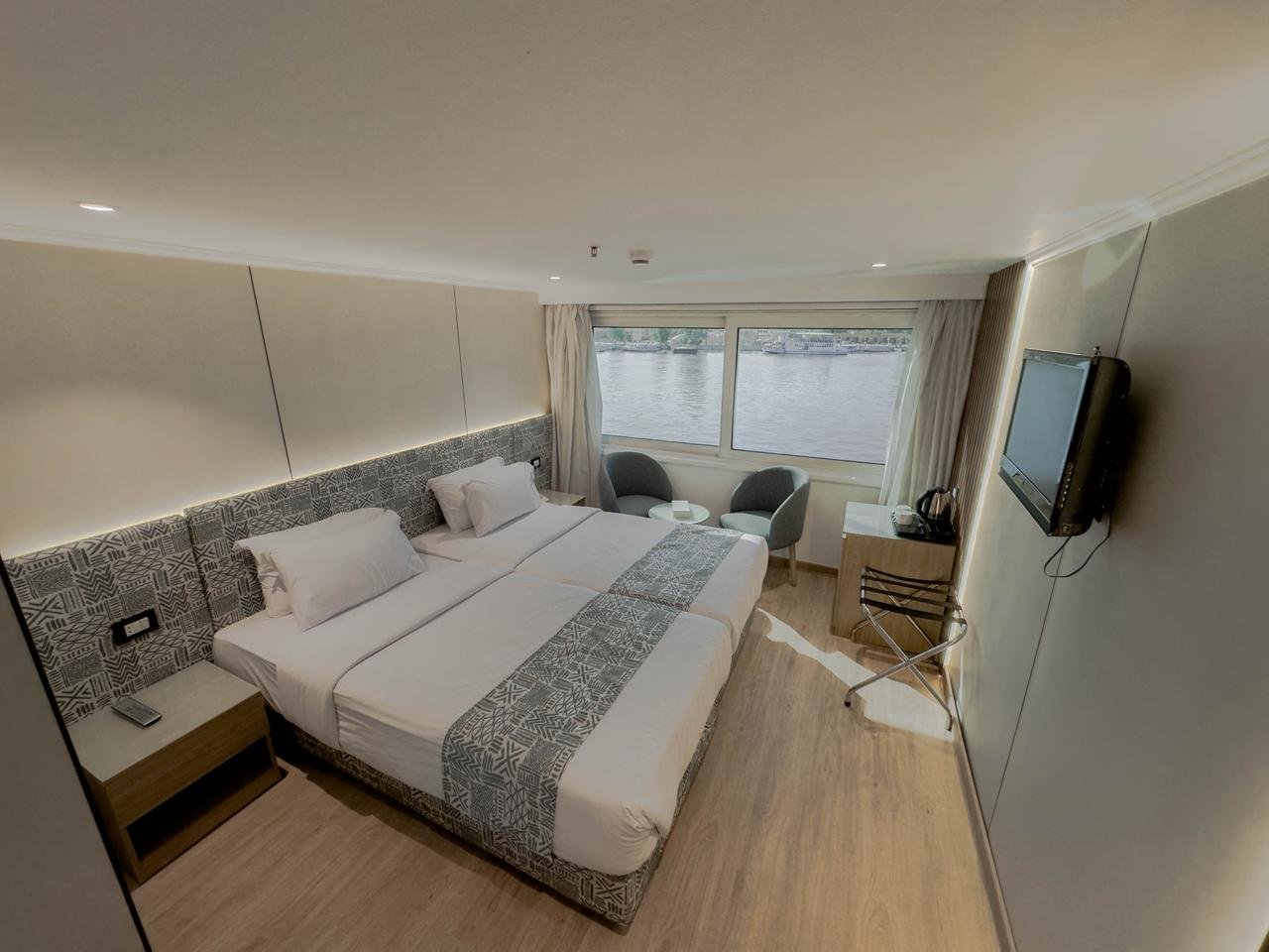 WhatsApp Image 2025-09-09 at 10.29.09 PM (2)